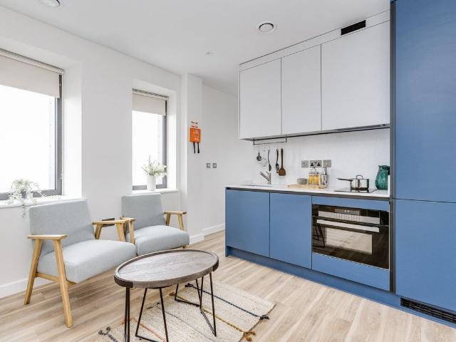 College Road, Croydon CR0, Studio to rent, £1,351 pcm | PrimeLocation
