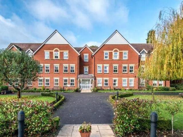 College Road, Bromsgrove, 2 Bedroom Apartment