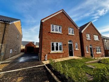 College Road, Downham Market PE38 4 bed detached house to rent £1,575 pcm £363 pw