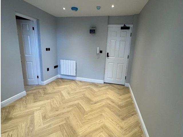 College Road, Doncaster DN1, Studio to rent, £575 pcm | PrimeLocation