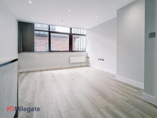 College Road, Harrow HA1 1 bed flat to rent £1,425 pcm £329 pw
