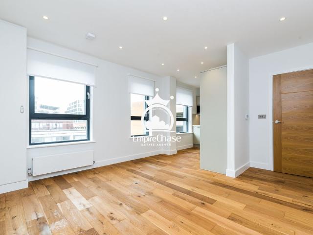 College Road, Harrow HA1, 1 bed flat to rent, £1,650 pcm | PrimeLocation