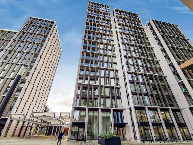 College Road, Harrow, HA1 1 bed flat to rent £1,900 pcm £438 pw