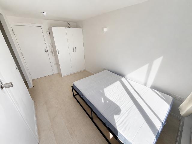 College Road, Harrow HA1 Studio to rent £1,120 pcm £258 pw