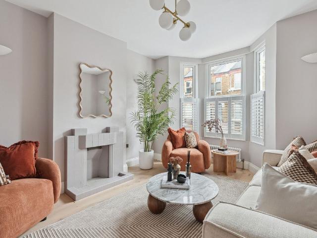 College Road, London NW10, 4 bed terraced house to rent, £9,000 pcm | PrimeLocation