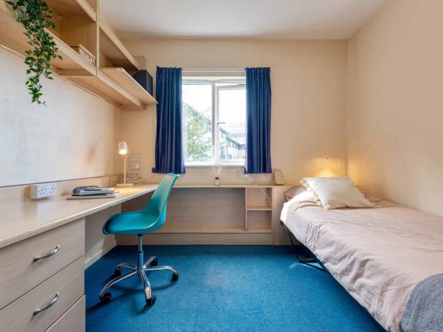 Collegiate Upper Quay House, Gloucester Has an Apartment
