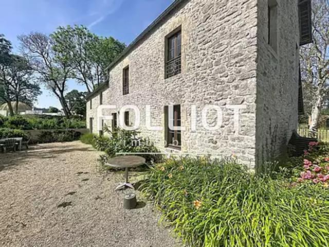 Colleville sur Mer 14710 Achat / Vente maison 13 pièces t13 au dernier étage parking