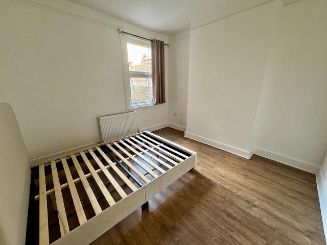 Collingbourne Road, London W12, 2 bed terraced house to rent, £2,300 pcm | PrimeLocation