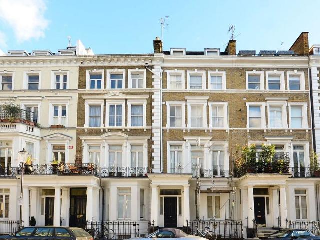Collingham Place, South Kensington. Studio to rent £2,080 pcm £480 pw