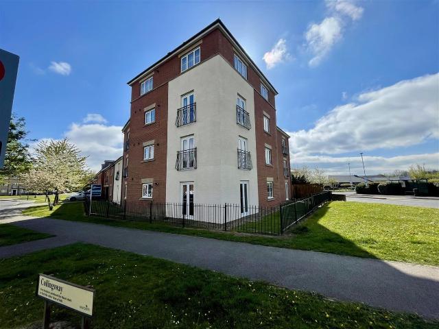 Collingsway, West Park DL2, 2 bed flat to rent, £650 pcm | PrimeLocation