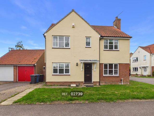 Collingwood Fields, East Bergholt, Colchester, Suffolk, UK CO7, 4 bed detached house to rent, £1,650 pcm | PrimeLocation