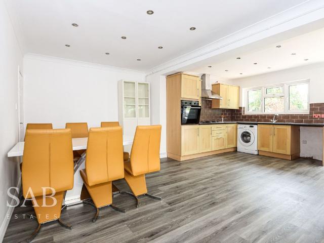 Collingwood Road, Uxbridge UB8, 3 bed semi detached house to rent, £2,200 pcm | PrimeLocation