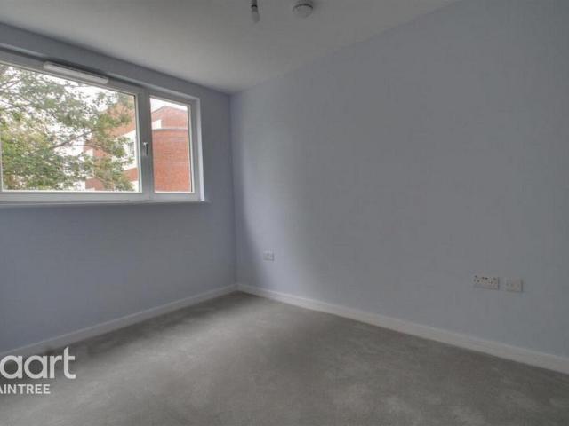 Collingwood Road, Witham 1 bed apartment to rent £1,000 pcm £231 pw
