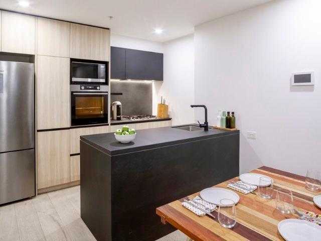 COLLINGWOOD'S CONTEMPORARY GEM