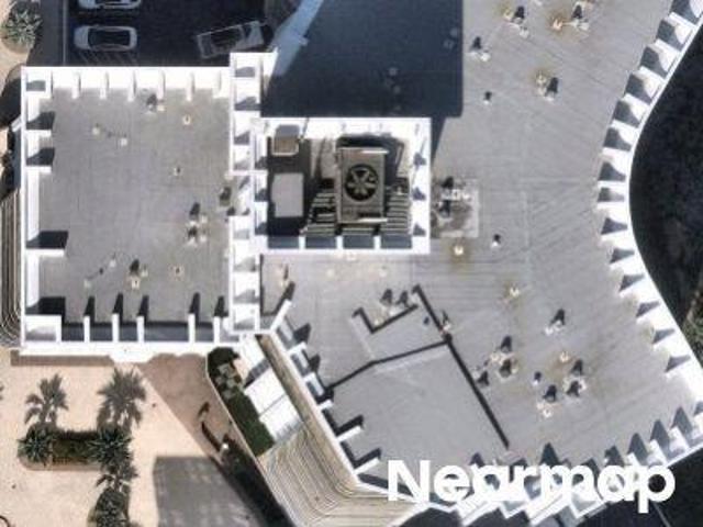 Collins Ave Apt 21c