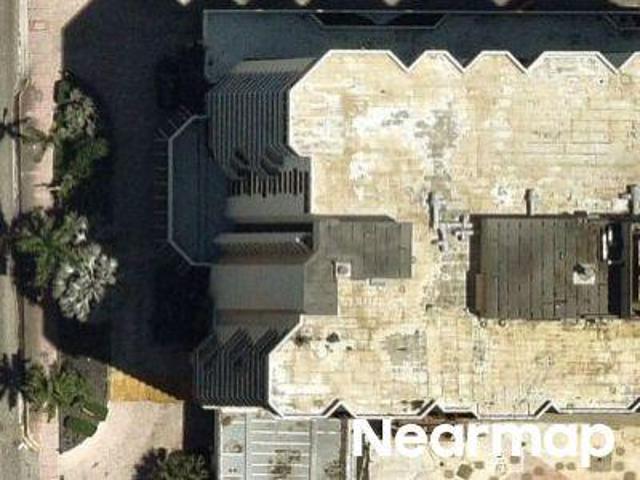 Collins Ave Apt 401