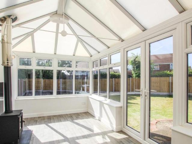 Collins Avenue, Sutton In Ashfield. 3 bed semi detached house to rent £1,095 pcm £253 pw