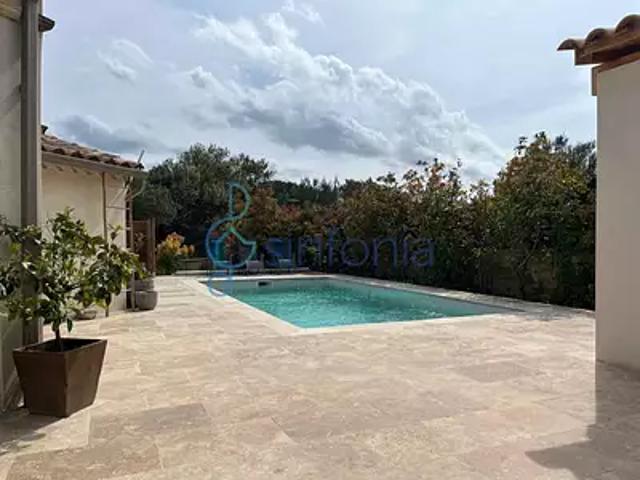 Collias 30210 Achat / Vente maison 6 pièces t6