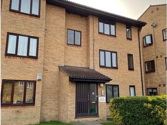 Colliers Wood, London SW19, 1 bed flat to rent, £1,700 pcm | PrimeLocation