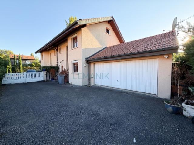 Collonge Bellerive – Doppelhaus mit Garten 200 m vom See entfernt