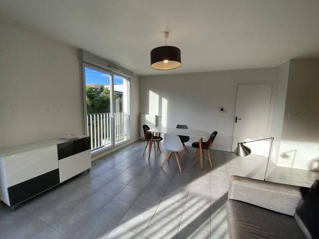 COLLONGE CENTRE T2 MEUBLE