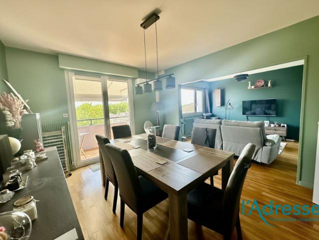 Colmar APPARTEMENT 4 pièce s 84 m2 avec GARAGE et CAVE