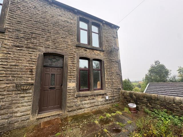 Colne Road, Cowling, Keighley BD22, 2 bed terraced house to rent, £1,000 pcm | PrimeLocation
