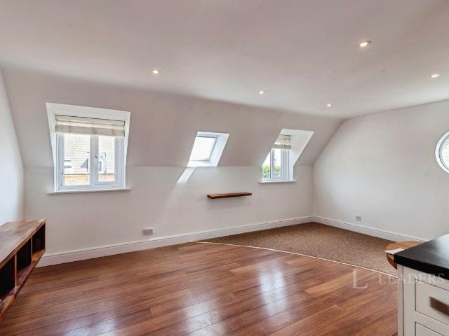 Colne Road, Halstead, Essex CO9, 2 bed flat to rent, £995 pcm | PrimeLocation