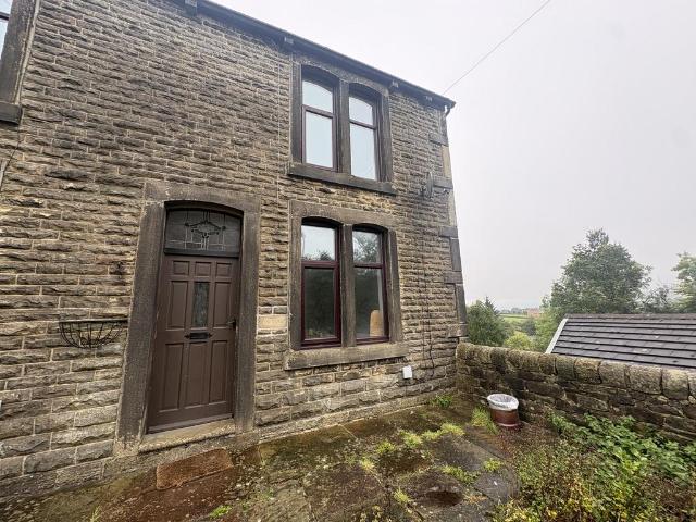 Colne Road, KEIGHLEY BD22 2 bed terraced house to rent £1,000 pcm £231 pw
