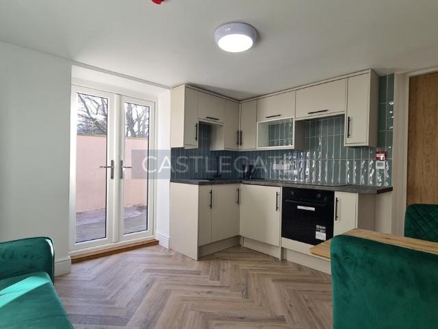 The Flyboat, Colne Street, Huddersfield HD1, 1 bed flat to rent, £750 pcm | PrimeLocation