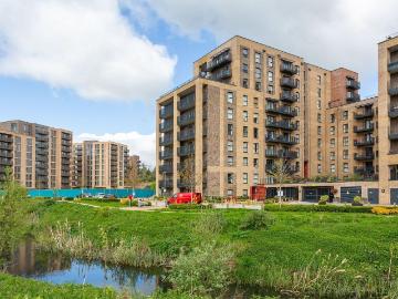 Colnebank Drive WD18, Watford, 2 bed flat to rent, £1,950 pcm | PrimeLocation