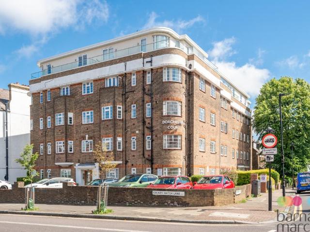 Colney Hatch Lane, Muswell Hill 3 bed apartment to rent £3,000 pcm £692 pw