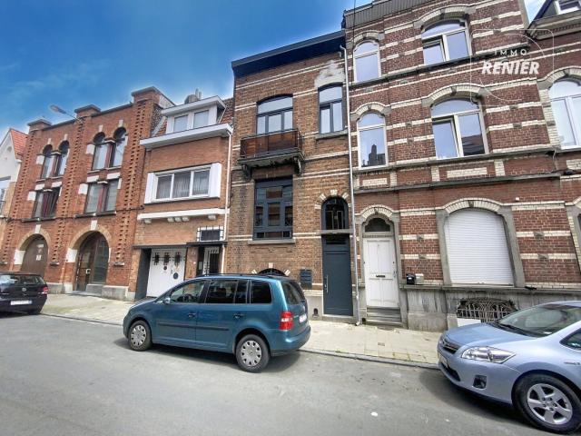 Colocation – Maison rénovée de 7 chambres proche du métro