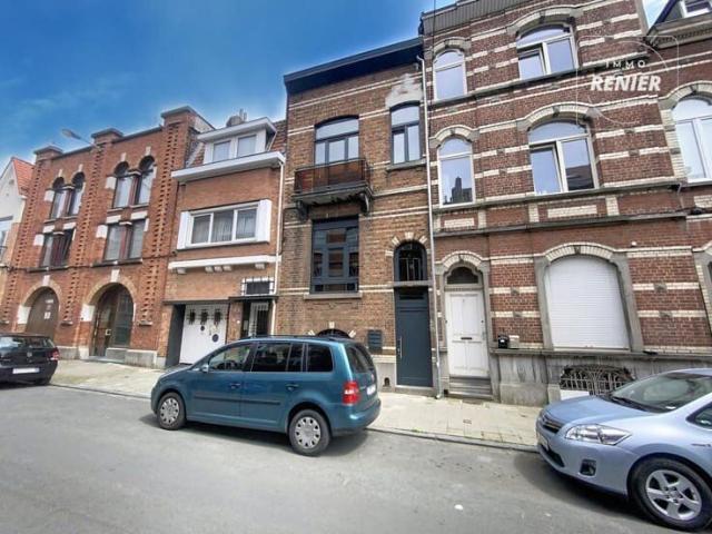 Colocation – Maison rénovée de 7 chambres proche du métro