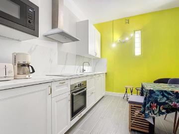 Appartement à louer à Alpes - Cuisine équipée