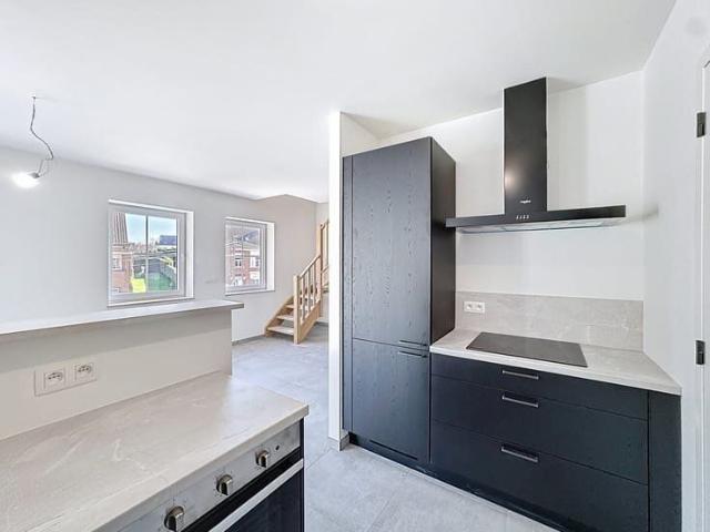 COLOCATION Appartement 3 chambres neuf Balcon 11 m2 PEB A