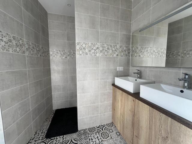 COLOCATION EXCLUSIVEMENT RUE PRAIRE 1 chambre en colocation.