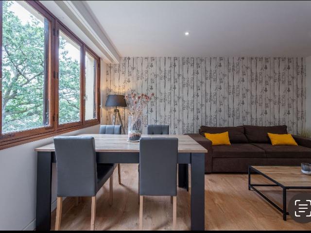 Colocation Haut de Gamme à Pau: Chambres Disponibles dans un T5 Meublé !