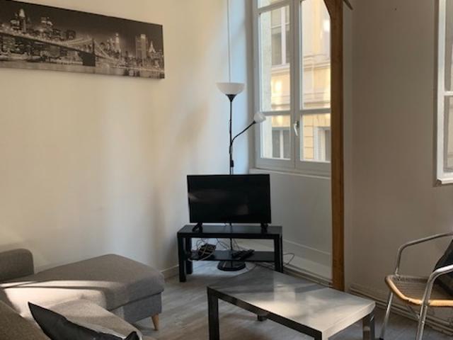 COLOCATION RUE GEORGE TEYSSIER Saint Etienne / rue George.