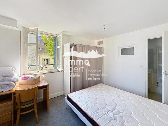 COLOCATION TOUT CONFORT Chambre disponible dans grande mai