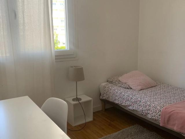 COLOCATION 1 CHAMBRE MEUBLEE Appartement Rennes 4 pièces