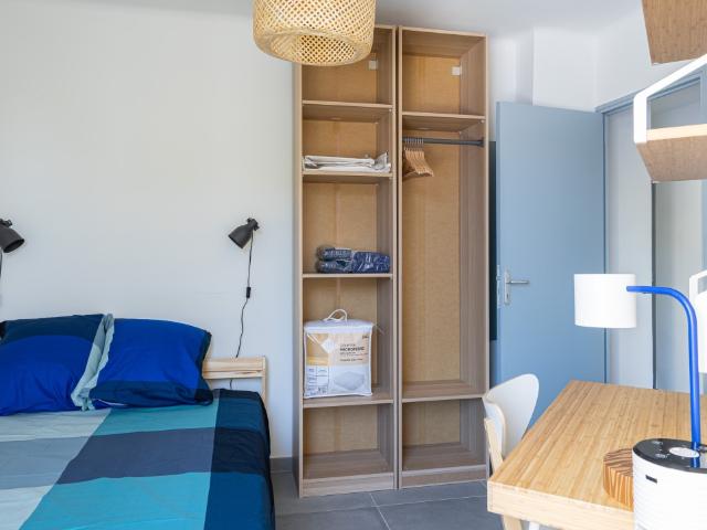 COLOCATION: 2 chambres disponibles dans appartement 67m² Meublé, MARSEILLE TIMONE