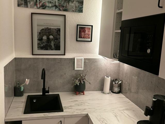 Cologne Apartment 5 min Dom with private parking, Koln Amsterdam Apartments for Rent