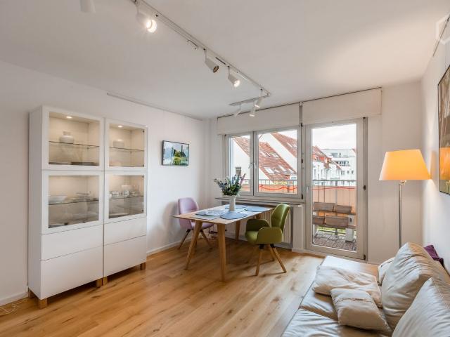 Cologne Central | Perfect for families, Students and Working People! High quality 3 room designer apartment, Koln Amsterdam Apartments for Rent