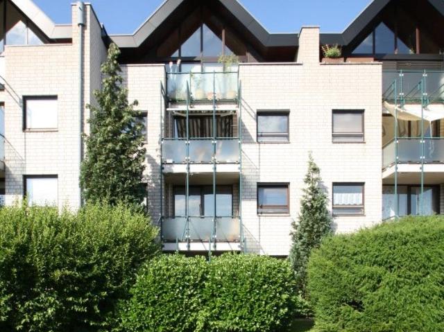 Cologne Green Belt: wonderful garden apartment, central location, green and quiete, Hurth Amsterdam Apartments for Rent