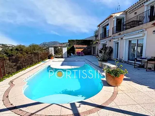 Colomars 06670 Achat / Vente maison piscine parking