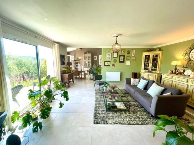 COLOMARS / ST ROMAN – Maison individuelle 5P de 118 m² avec jardin et stationnements