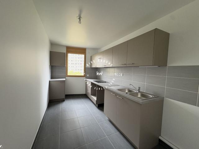 COLOMBES: appartement 4 pièces de 93 m²