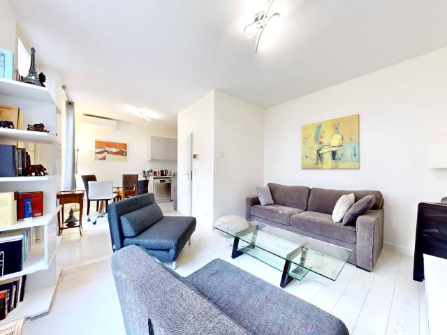 COLOMBES Rue Colbert Maison familiale au calme absolu 88 m2 habitables Jardin 50 m