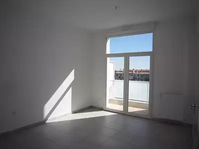 Colomiers 31770 Location appartement 2 pièces t2 au dernier étage